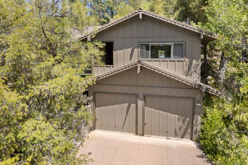 38980 Lake Point Ct, Bass Lake, CA, 93604-9750 | Card Image