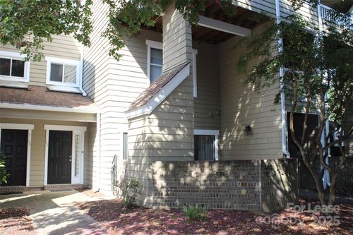 427 W 8th St, Charlotte, NC, 28202-1772 | Card Image