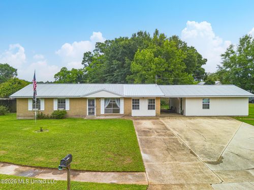 7633 Macon Ave, Biloxi, MS, 39532-2712 | Card Image