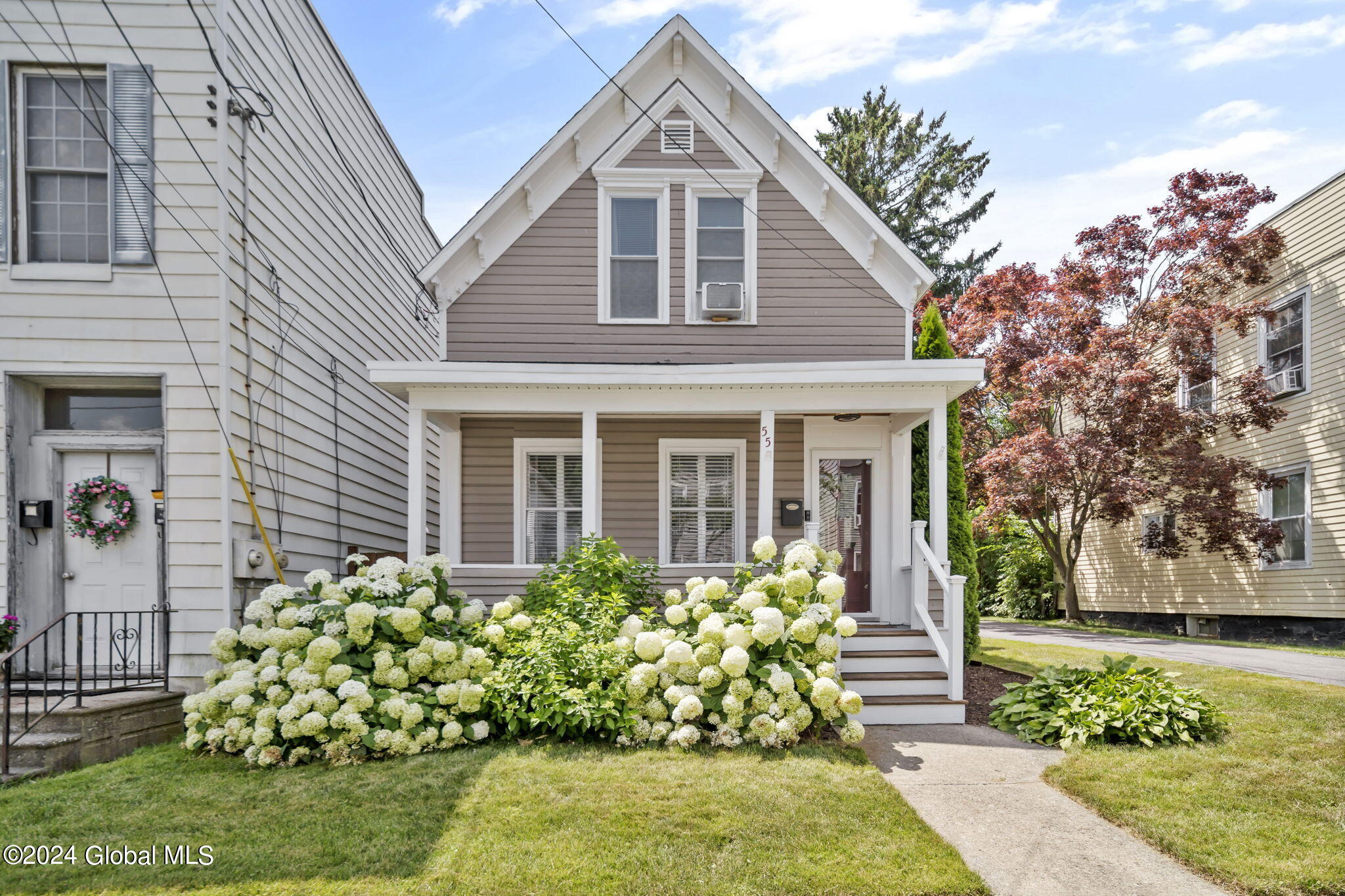 Chestnut St, Cohoes, NY 12047
