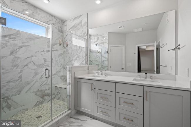 43476 Danville Ter, Condo with 3 bedrooms, 3 bathrooms and null parking in ASHBURN VA | Image 17