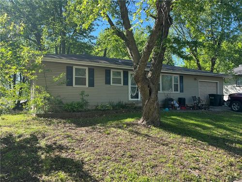 145 Nolker Dr, Lawson, MO, 64062-9313 | Card Image