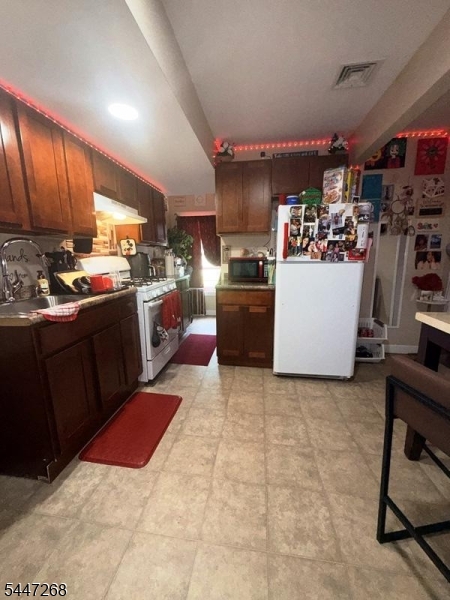 Residential Income in Paterson City 3
