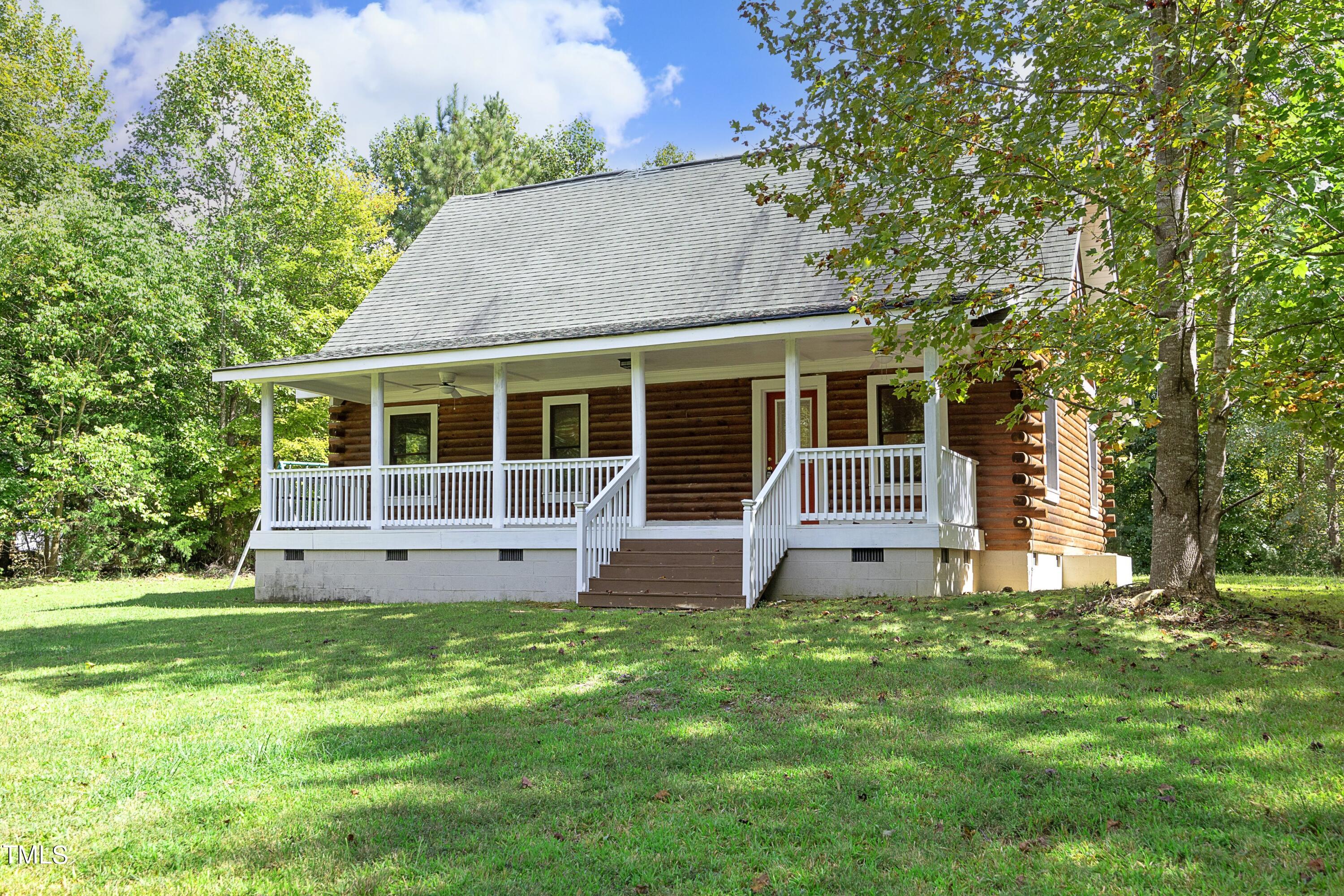 Wellaway Ln, Siler City, NC 27344