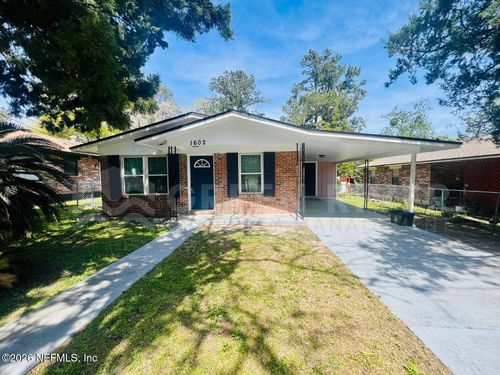 1602 Forbes St, GREEN COVE SPRINGS, FL, 32043-2004 | Card Image