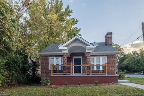 600 Julian St, Greensboro, NC, 27406-1712 | Card Image