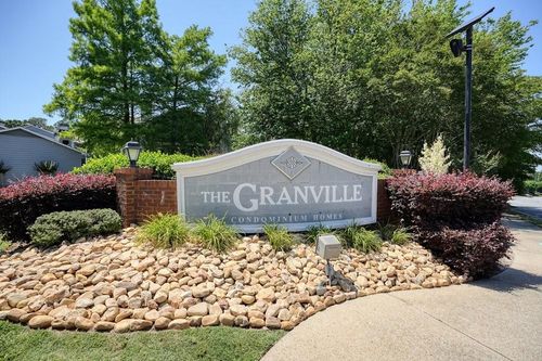 305 Granville Ct, Sandy Springs, GA, 30328-3434 | Card Image