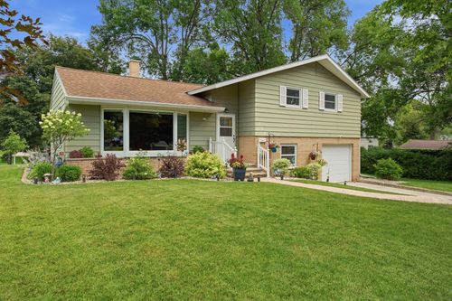 204 2nd St Nw, Fairfax, MN, 55332-3155 | Card Image
