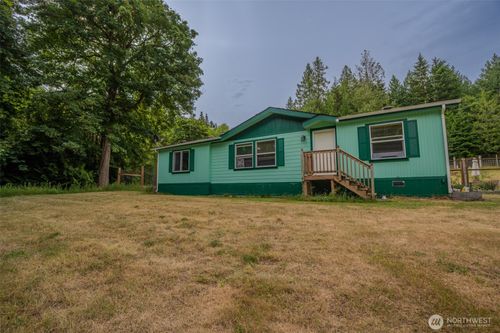 561 Cedar Hill Rd, Eastsound, WA, 98245-9687 | Card Image