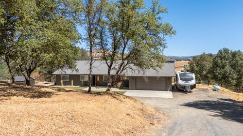 2384 Choctaw Rd, Copperopolis, CA, 95228-9515 | Card Image