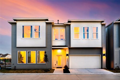 8903 Knoll Branch Dr, Houston, TX, 77080-2223 | Card Image