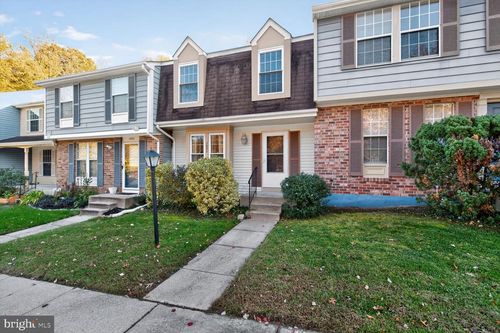 7682 Mandan Rd, GREENBELT, MD, 20770-2165 | Card Image