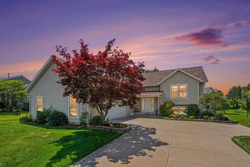 1433 Hillridge Way, Zeeland, MI, 49464-1494 | Card Image