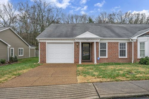 261 Cana Cir, Nashville, TN, 37205-3555 | Card Image
