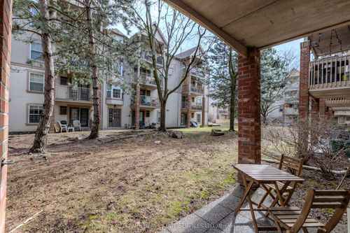 107-4013 Kilmer Dr, Burlington, ON, L7M4M3 | Card Image