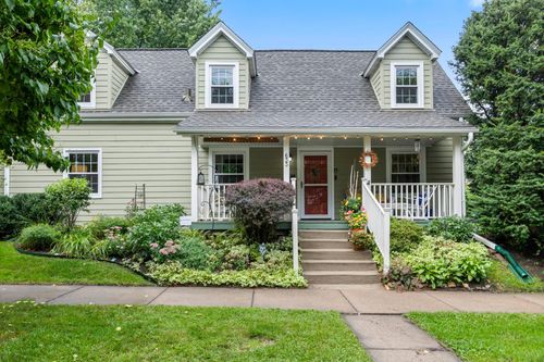 633 Griggs St S, Saint Paul, MN, 55116-1654 | Card Image