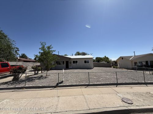 3806 Sierra Vista Dr, Farmington, NM, 87402-8359 | Card Image