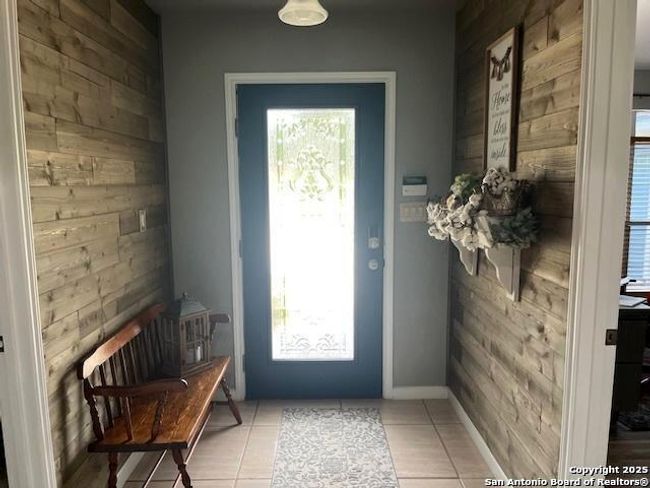 510 Jack Nickolaus Dr, House other with 3 bedrooms, 3 bathrooms and null parking in Devine TX | Image 5