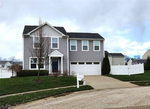 2671 Wintergreen Ln, Ravenna, OH, 44266-7834 | Card Image