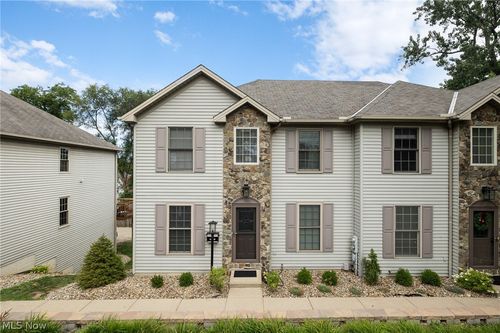 20724 Detroit Road, Rocky River, OH, 44116 | Card Image