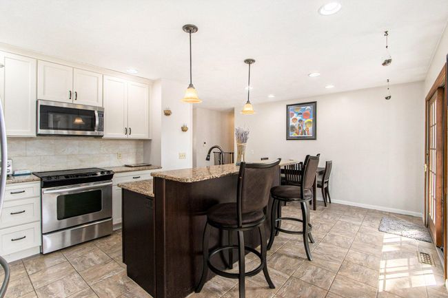 59650 Whitewood Dr, House other with 3 bedrooms, 2 bathrooms and null parking in Mattawan MI | Image 7