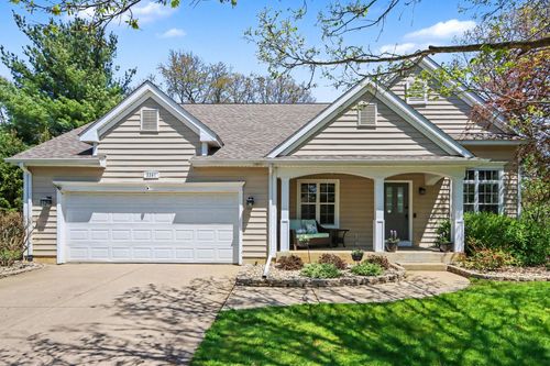 3381 Hanford Ln, Kalamazoo, MI, 49009-6986 | Card Image