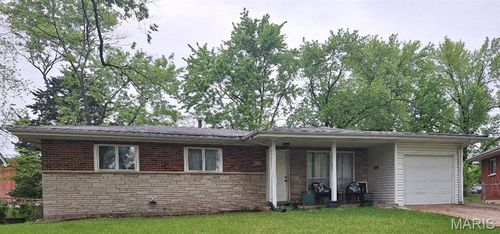 425 Gerald Ave, Florissant, MO, 63031-6309 | Card Image
