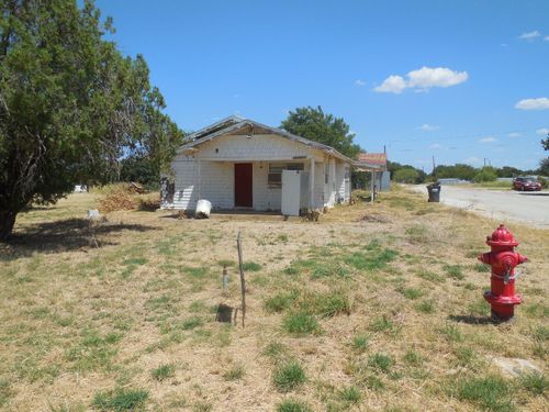 502 Travis St, Ranger, TX, 76470-2541 | Card Image