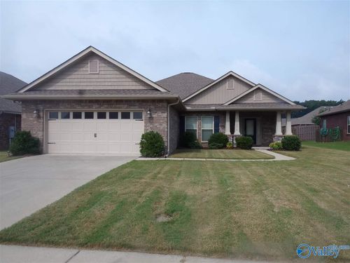 12616 Holstein Ln Sw, Huntsville, AL, 35803-3379 | Card Image