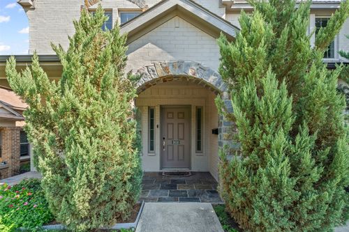 3818 W 7th St, Fort Worth, TX, 76107-2568 | Card Image