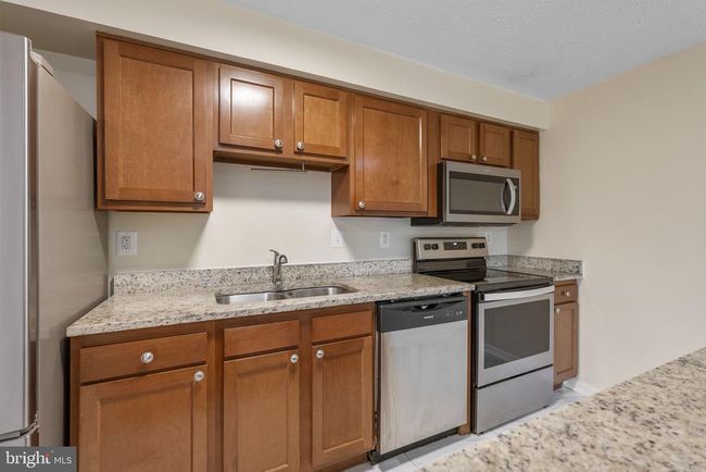 512 - 12407 Hickory Tree Way, Condo with 2 bedrooms, 2 bathrooms and null parking in GERMANTOWN MD | Image 13