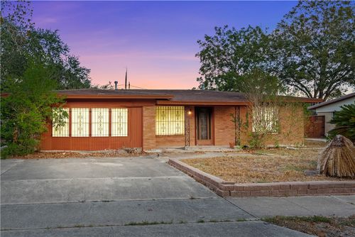 10761 Emmord Loop, Corpus Christi, TX, 78410-2331 | Card Image