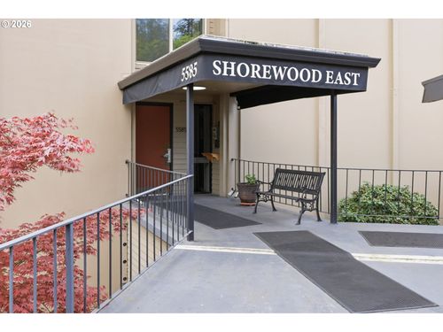 5305-5585 E Evergreen Blvd, Vancouver, WA, 98661-6647 | Card Image