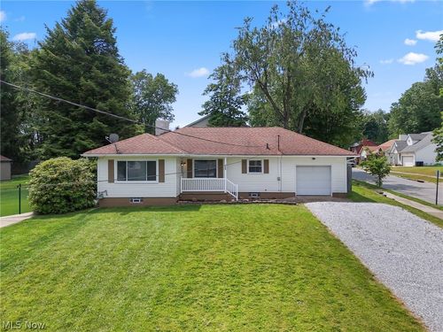 1068 Hilbish Ave, Akron, OH, 44312-3016 | Card Image
