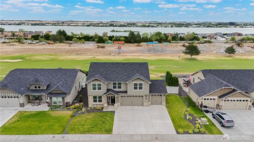 4309 Hedman Ct, Moses Lake, WA, 98837-7627 | Card Image