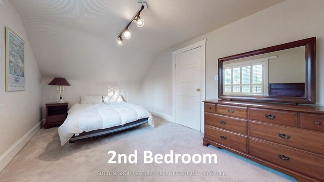 19 Mattice Rd, House other with 5 bedrooms, 3 bathrooms and 4 parking in Etobicoke ON | Image 21