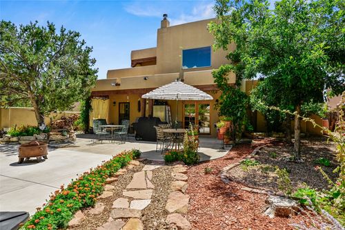 3005 Pueblo Grande, Santa Fe, NM, 87507-2517 | Card Image