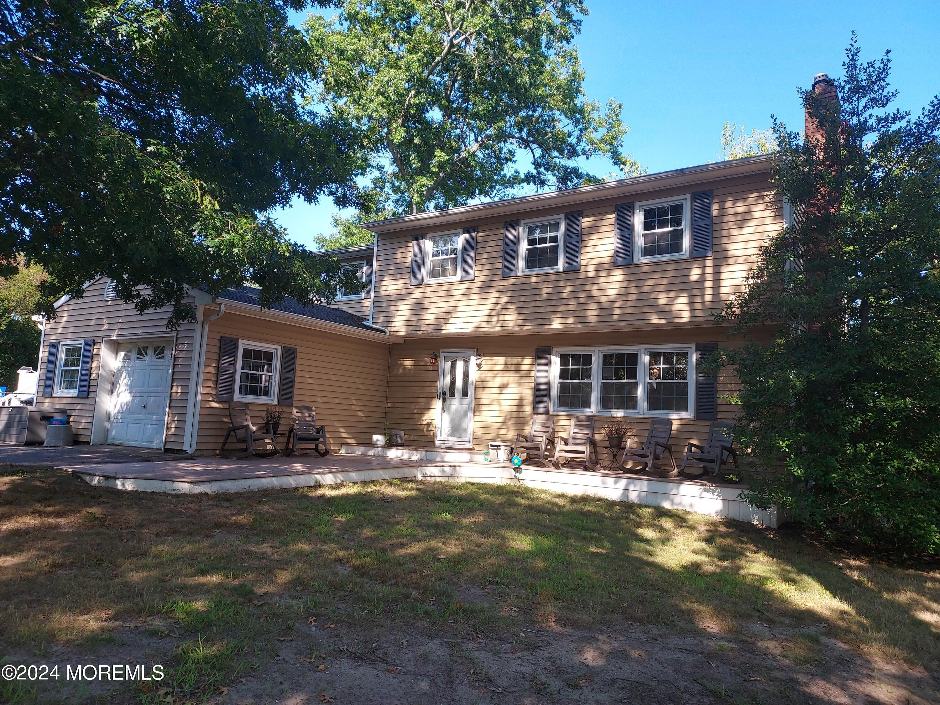 Brett Pl, Toms River, NJ 08753