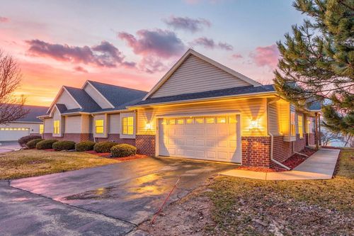 2832 E Somers Court, Cudahy, WI, 53110 | Card Image