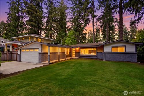 2412 160th Ave Ne, Bellevue, WA, 98008-2310 | Card Image
