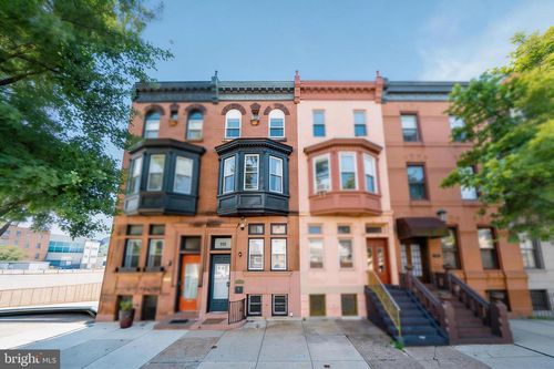 1209 S Broad St, PHILADELPHIA, PA, 19147-4401 | Card Image