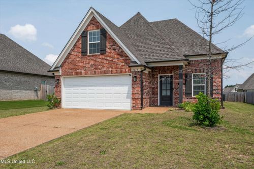 8616 Hayes Dr, Southaven, MS, 38672-1110 | Card Image
