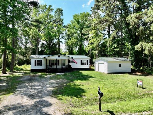 200 Caldonia Dr, Lumberton, NC, 28358-9315 | Card Image