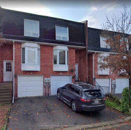74-83 William Curtis Cir, Newmarket, ON, L3Y8L8 | Card Image