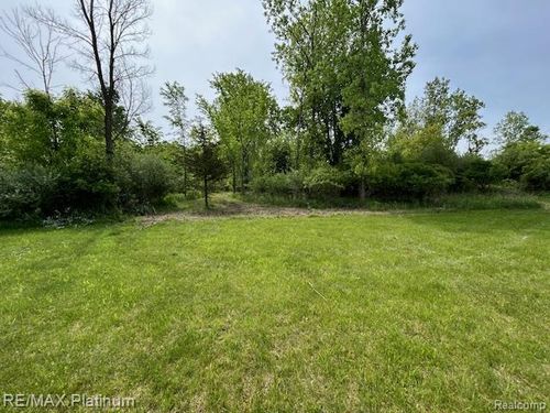 VL Faussett, Tyrone Township, MI, 48430 | Card Image