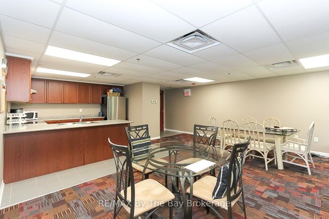 211 - 16 Westbury Rd, Condo with 2 bedrooms, 2 bathrooms and 1 parking in Wasaga Beach ON | Image 32