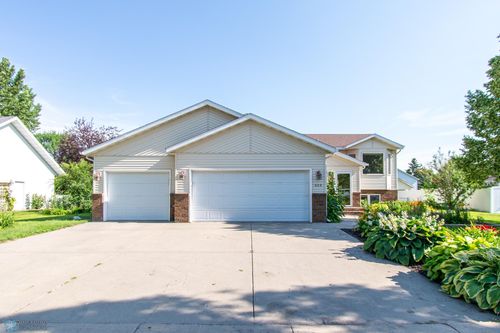 609 4th Ave Nw, Dilworth, MN, 56529-1625 | Card Image