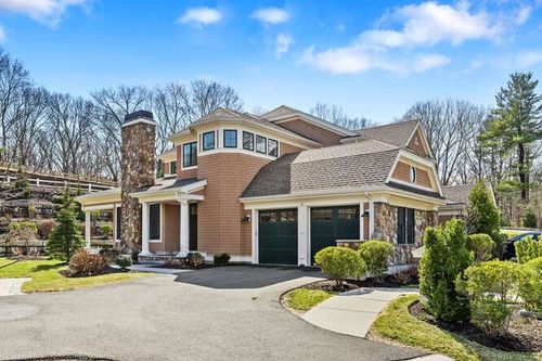 2-2 Gershon Way, Winchester, MA, 01890-4501 | Card Image