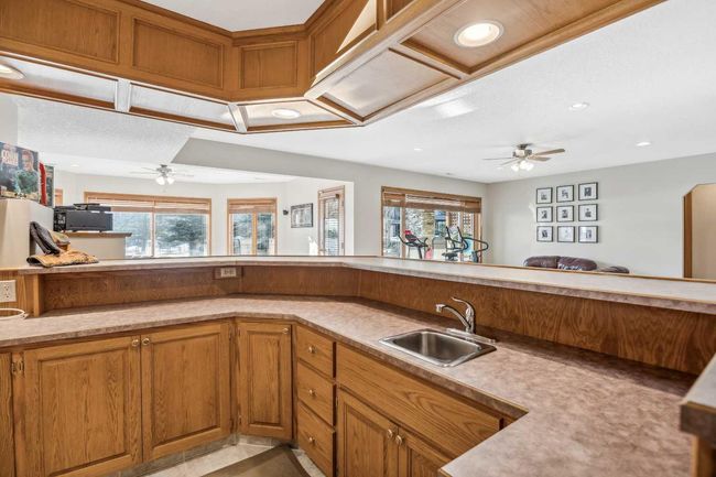 76 Chaparral Cove Se, House other with 3 bedrooms, 3 bathrooms and 4 parking in Calgary AB | Image 33
