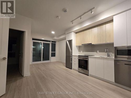 1806-50 Upper Mall Way, Vaughan (Brownridge), ON, L4J0L8 | Card Image